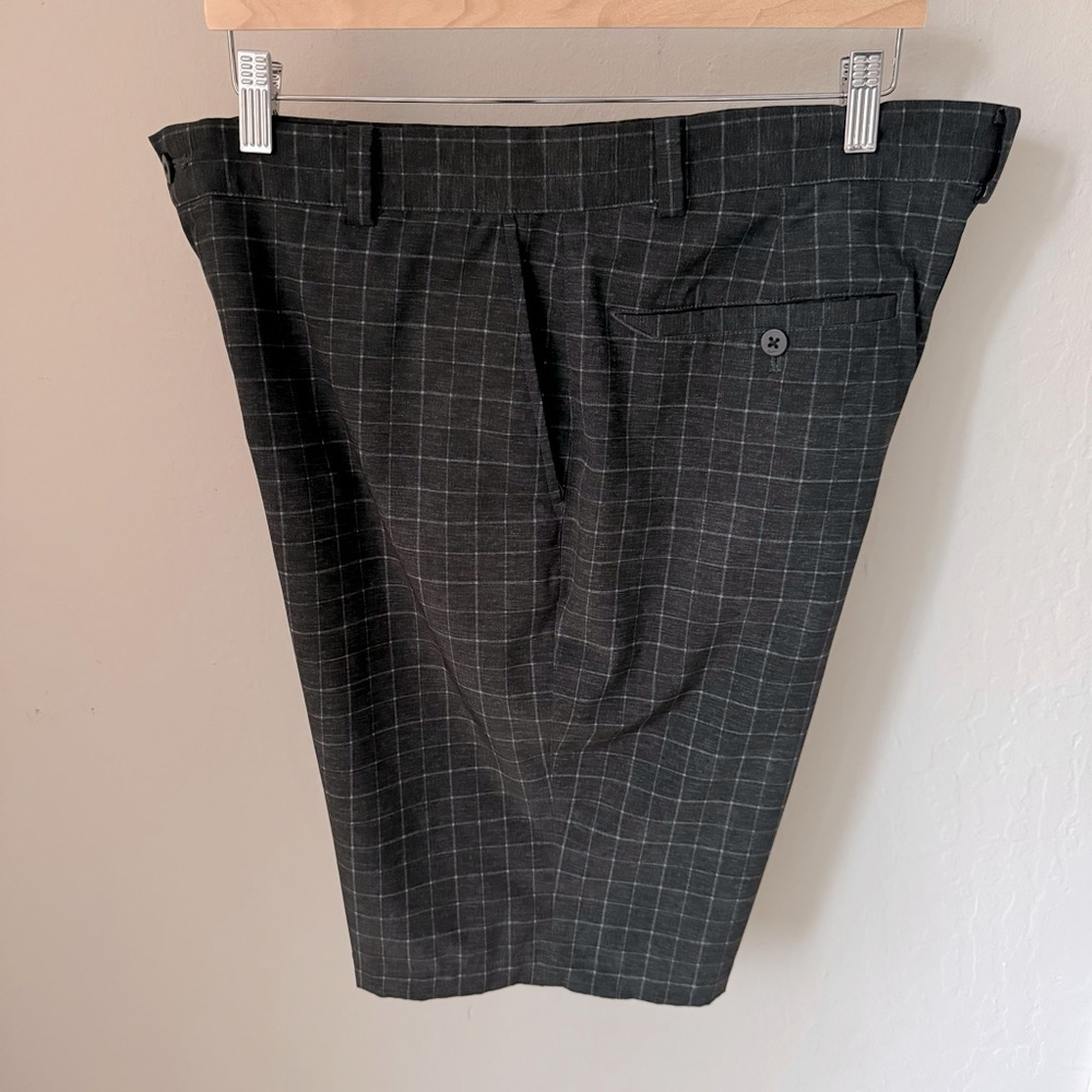 NIKE GOLF Dri-Fit Stretch Shorts 11” Inseam Dark Grey Black Style# 818047-010 - Picture 2 of 15